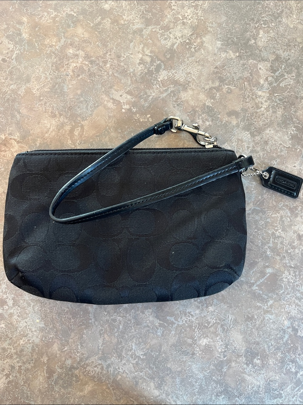 Coach Black Signature Canvas Wristlet Pouch - Picture 2 of 4